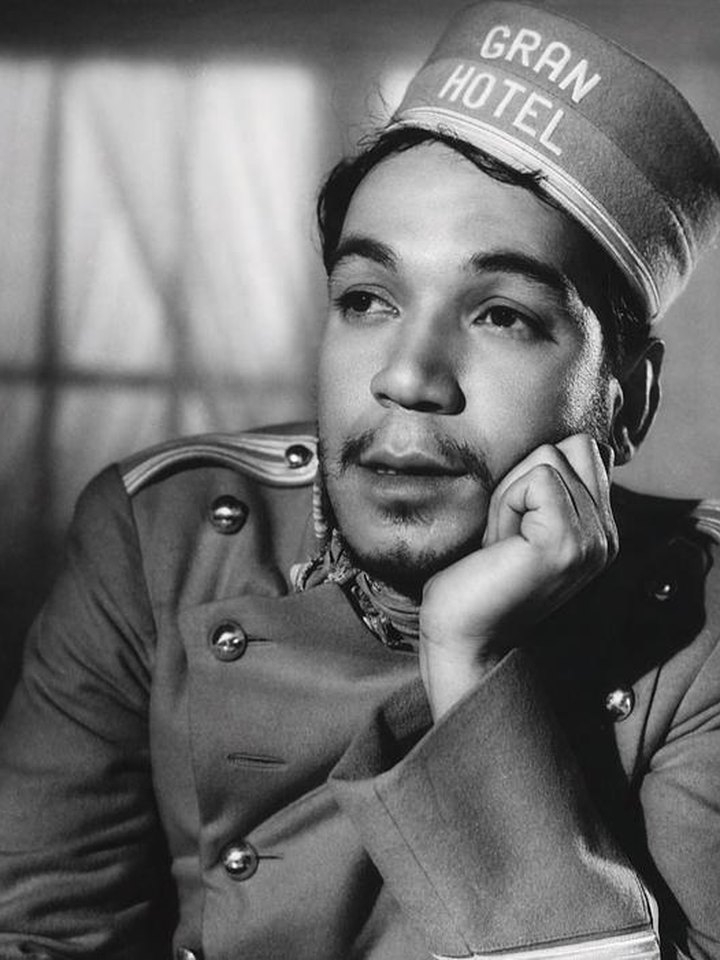 Cantinflas, lo más joven, 1944, 33 años. Gran Hotel