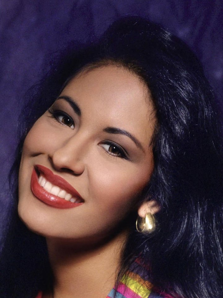 Selena, adultez, 1993, 22 años. Como la Flor