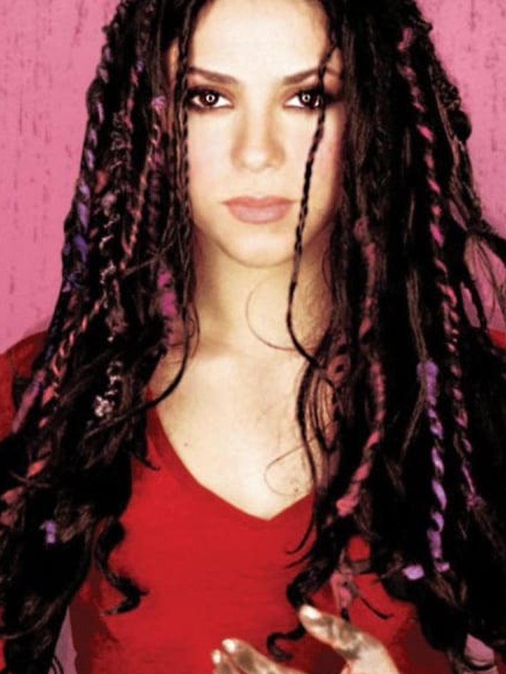Shakira, lo más joven, 1996, 19 años. Pies Descalzos