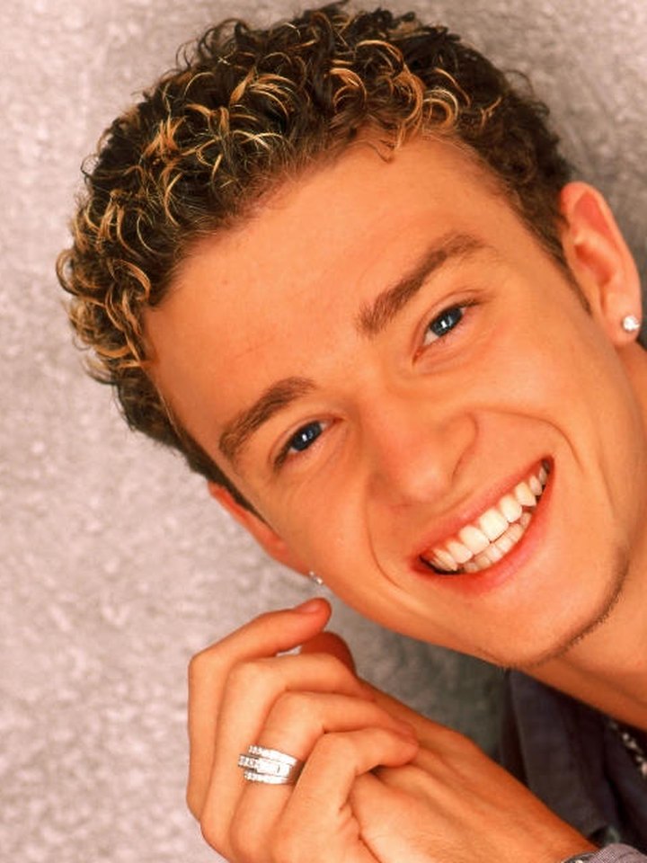 Justin Timberlake, lo más joven, 1999, 18 años. *NSYNC
